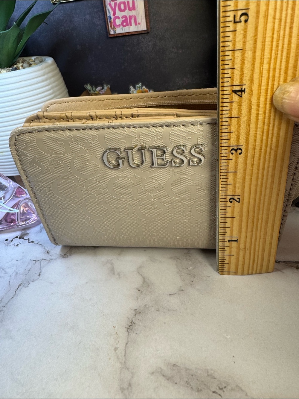 Guess Wallet - Picture 8 of 9
